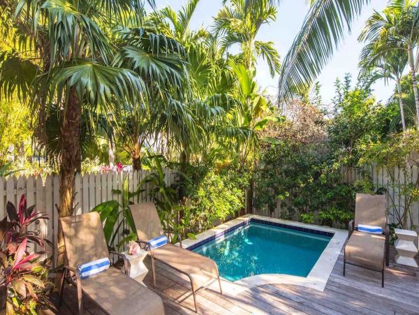 Key West Lovely Vacation Pool Home Sleeps 8 Guests