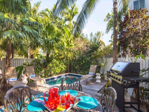 Key West Lovely Vacation Pool Home Sleeps 8 Guests