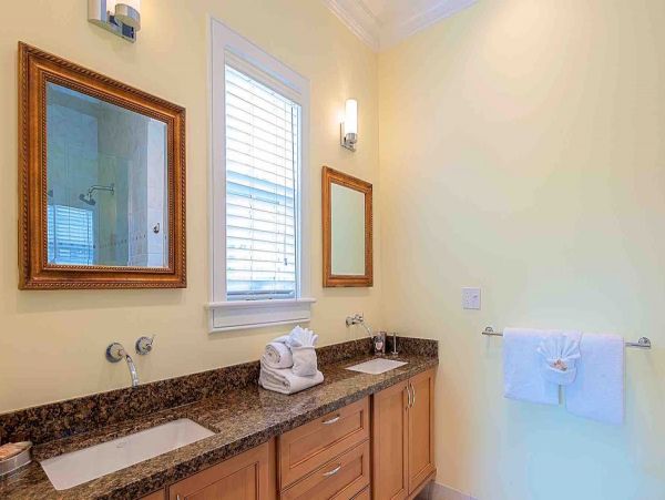 Key West Lovely Vacation Pool Home Sleeps 8 Guests