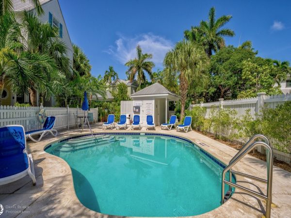 Charming Vacation Villa In Key West Sleeps Six Walk To Beach