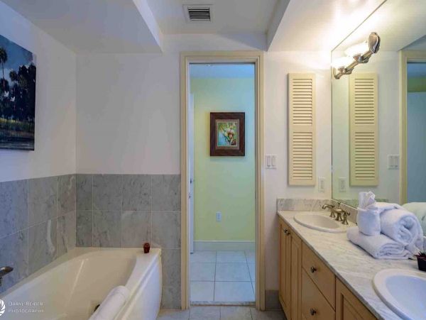 The Florida Keys Condo 957874