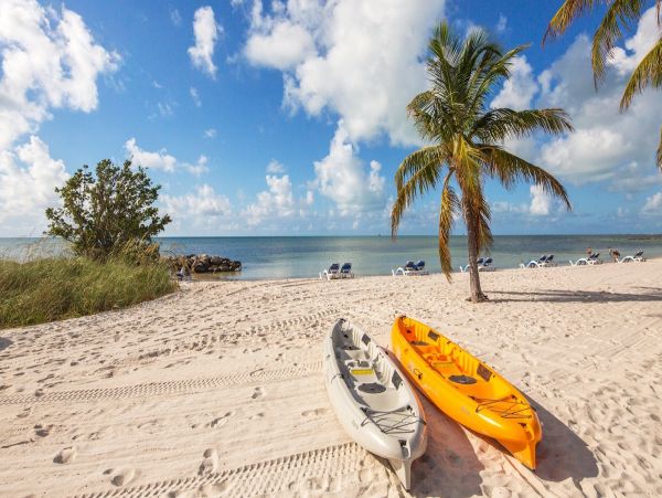 Luxury 3 Bedroom Vacation Condo with Panoramic Ocean Views