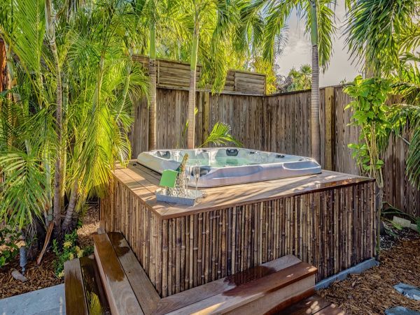Beautiful 4 Bedroom Home  with Private Pool on Key West