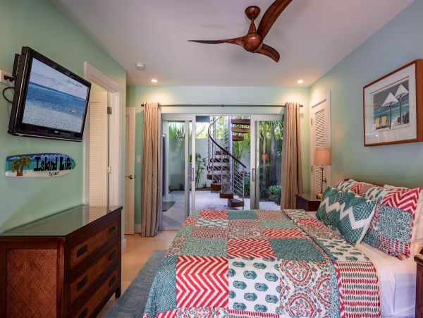 Beautiful 4 Bedroom Home  with Private Pool on Key West