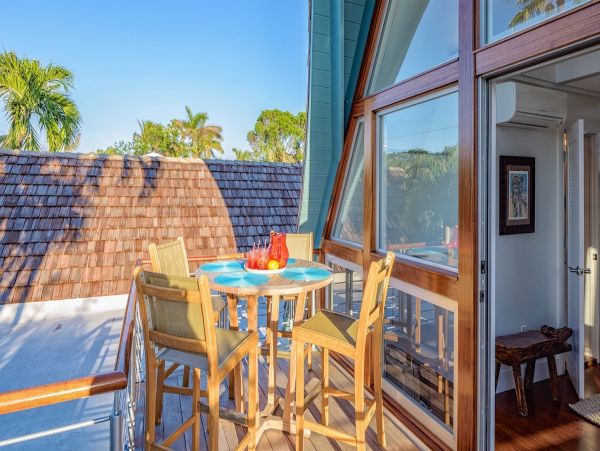 Beautiful 4 Bedroom Home  with Private Pool on Key West