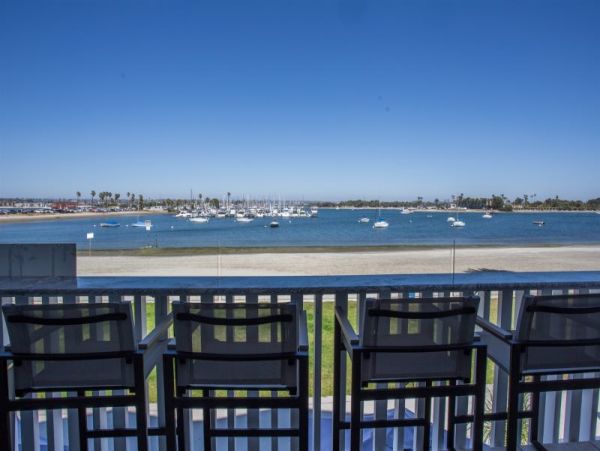 Mission Beach And Pacific Beach Condo 957924