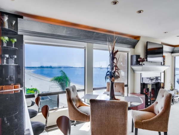 San Diego Condo: Waterfront Retreat with Stunning Bay Views