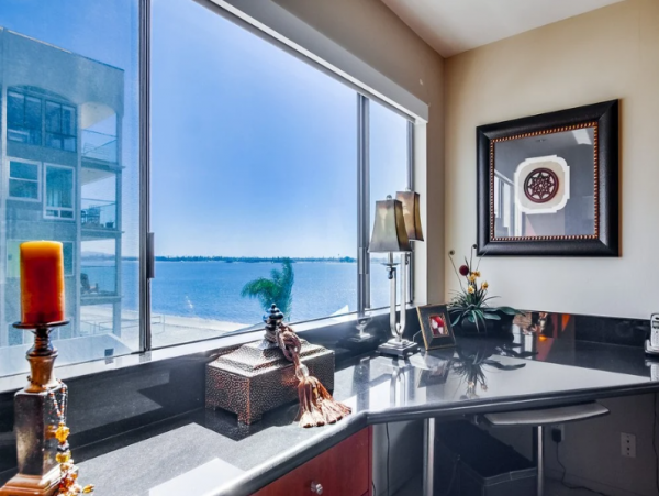 San Diego Condo: Waterfront Retreat with Stunning Bay Views