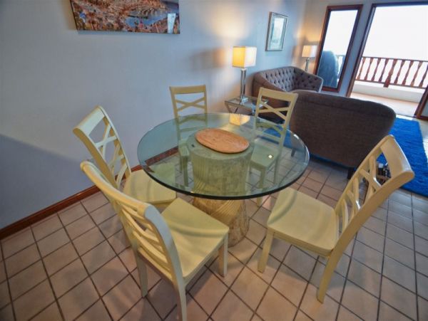 Los Angeles Condo 957942