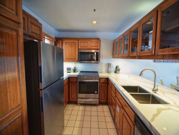 Los Angeles Condo 957942