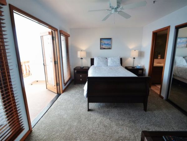 Los Angeles Condo 957942