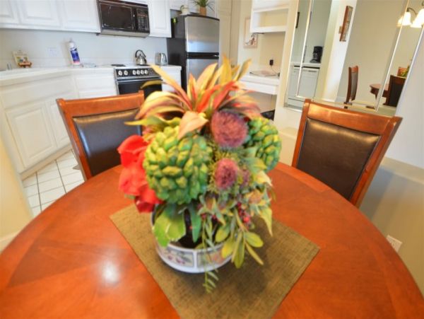 Los Angeles Condo 957943