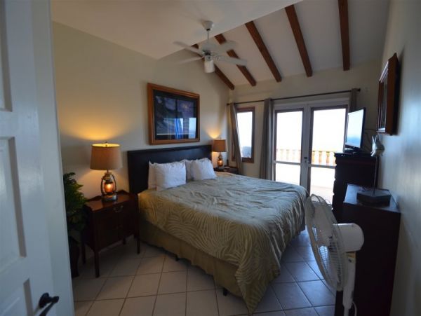 Los Angeles Condo 957943