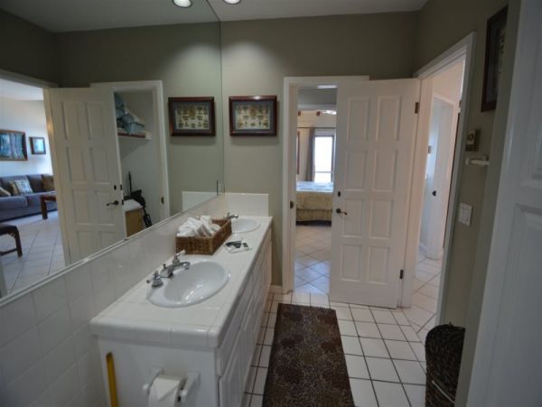 Los Angeles Condo 957943