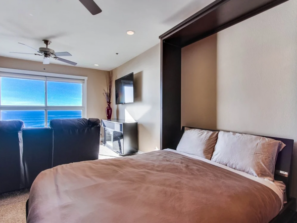 San Diego Getaway: Ocean Views, Pool, Near Attractions
