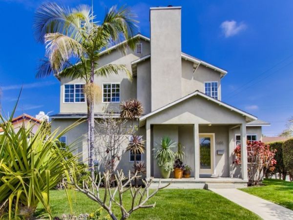 Lovely Large Home in Ocean Beach Perfect for your Next Family Vacation!
