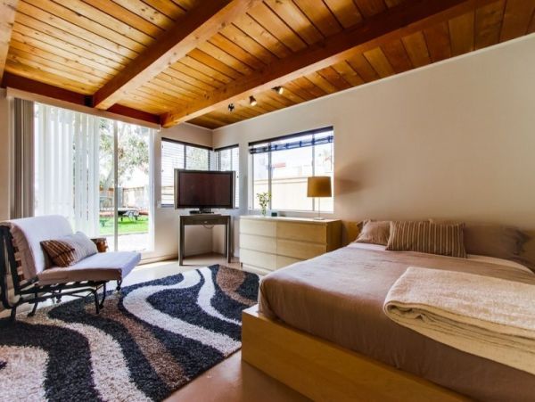 Lovely Large Home in Ocean Beach Perfect for your Next Family Vacation!