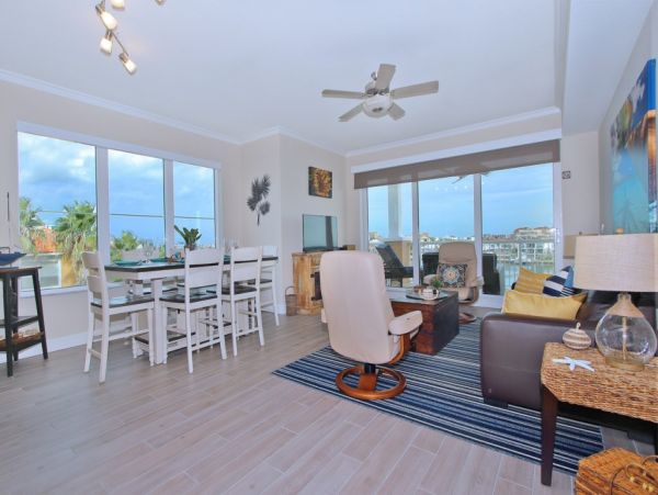 Three Bedroom Pet friendly Condo