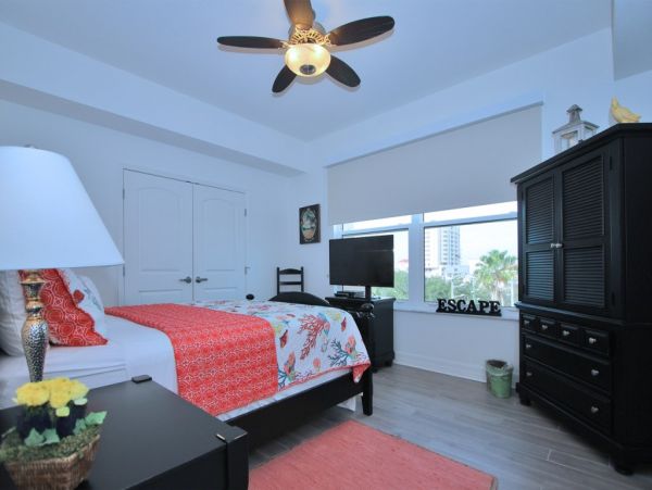 Three Bedroom Pet friendly Condo