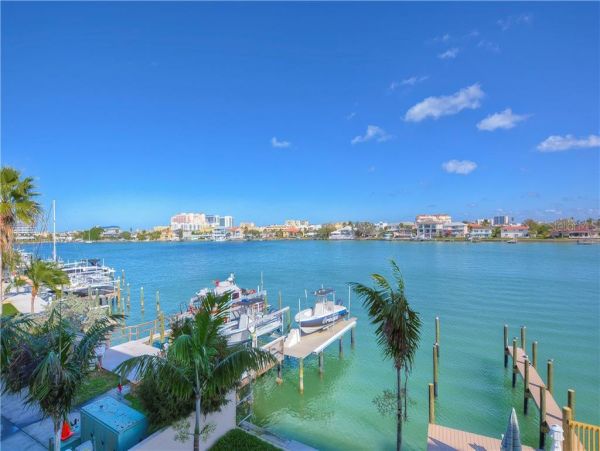 Three Bedroom Pet friendly Condo