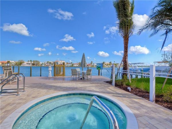 Three Bedroom Pet friendly Condo