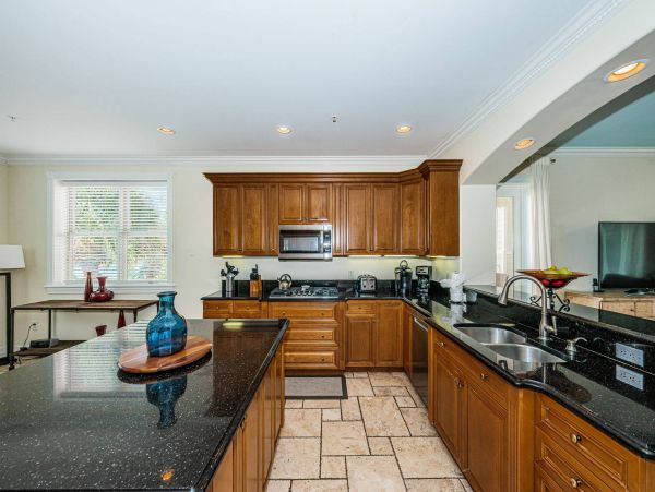 Stunning Vacation Home in Indian Rocks Beach Sleeps 12