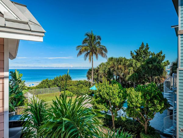 Stunning Vacation Home in Indian Rocks Beach Sleeps 12