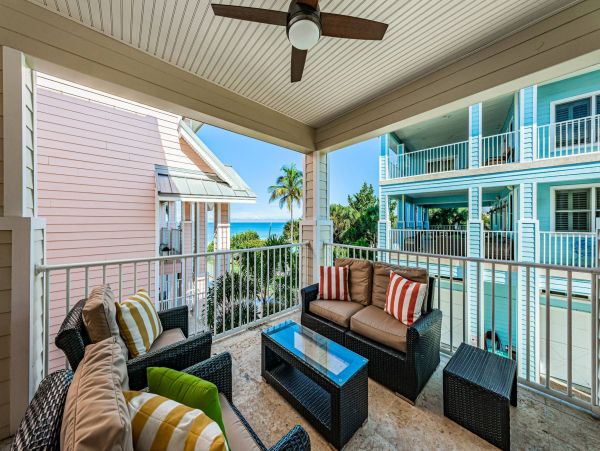 Stunning Vacation Home in Indian Rocks Beach Sleeps 12
