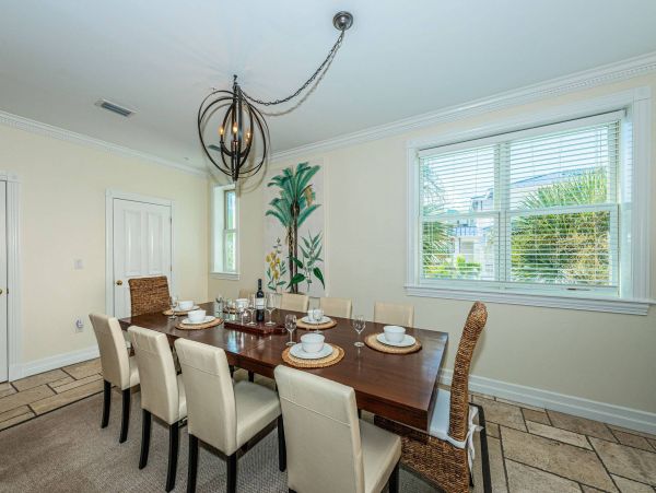 Stunning Vacation Home in Indian Rocks Beach Sleeps 12