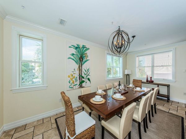 Stunning Vacation Home in Indian Rocks Beach Sleeps 12