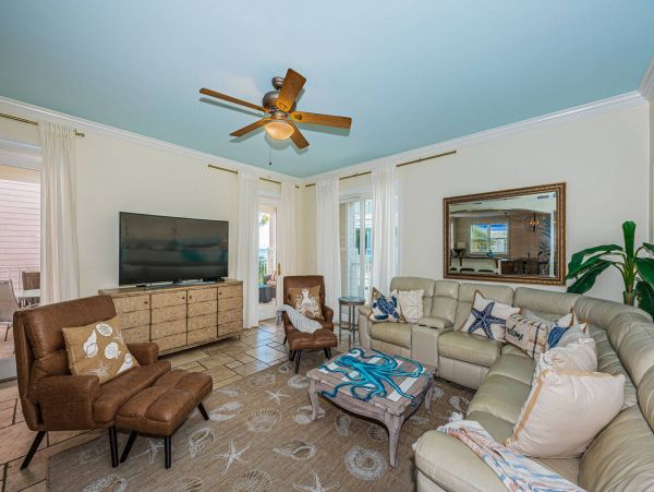Stunning Vacation Home in Indian Rocks Beach Sleeps 12