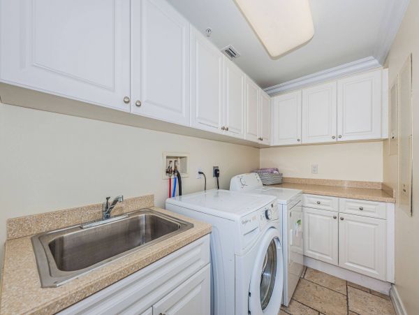 Stunning Vacation Home in Indian Rocks Beach Sleeps 12