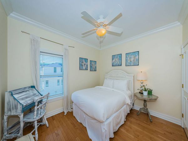 Stunning Vacation Home in Indian Rocks Beach Sleeps 12