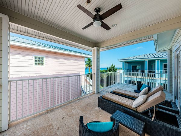 Stunning Vacation Home in Indian Rocks Beach Sleeps 12