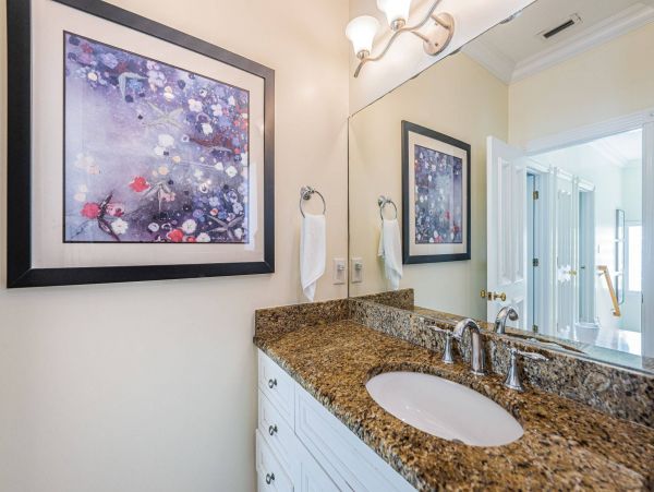 Stunning Vacation Home in Indian Rocks Beach Sleeps 12