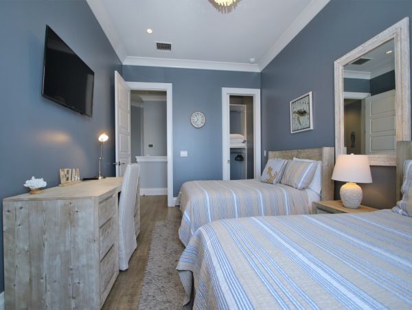 Clearwater Condo 957983
