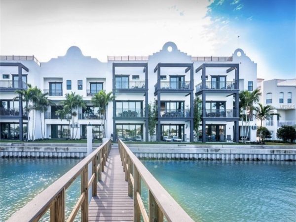 Clearwater Condo 957983
