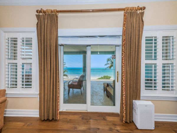 Indian Rocks Beach Beachfront Vacation Rental Luxury Beach House with Pool
