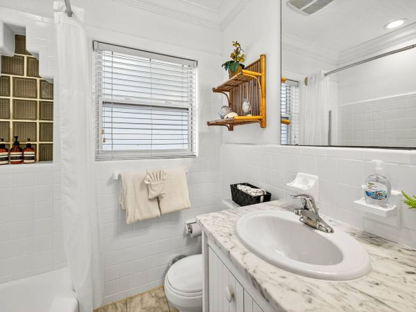 Clearwater Beachfront Vacation Rental - North Clearwater Beach Luxury Home with Pool