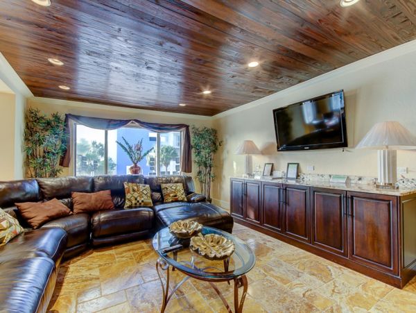 Clearwater Condo 957988