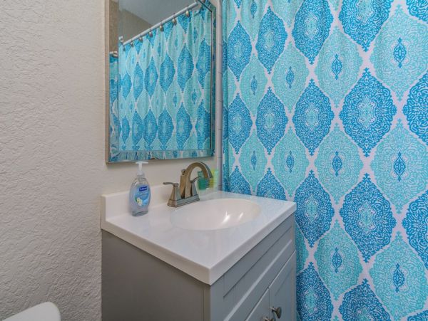 Clearwater 3 Bedroom Rental With Shared Pool Walk To Beach