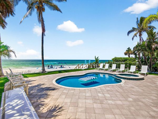 Stunning Home Directly on the Beach