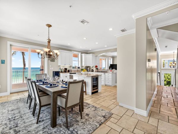 Stunning Home Directly on the Beach