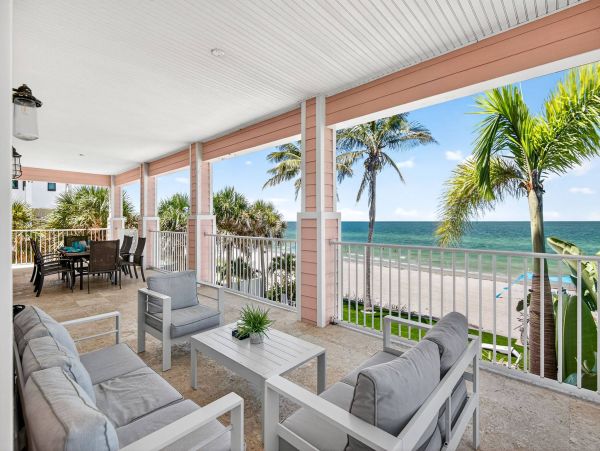 Stunning Home Directly on the Beach