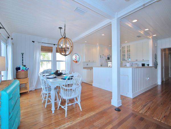 Beachfront Clearwater Four Bedroom Vacation Home with Pool