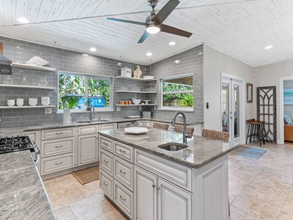Indian rocks Vacation Home Three Bedroom