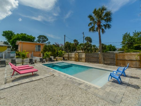 Indian Rocks Indian Shores Home 958000