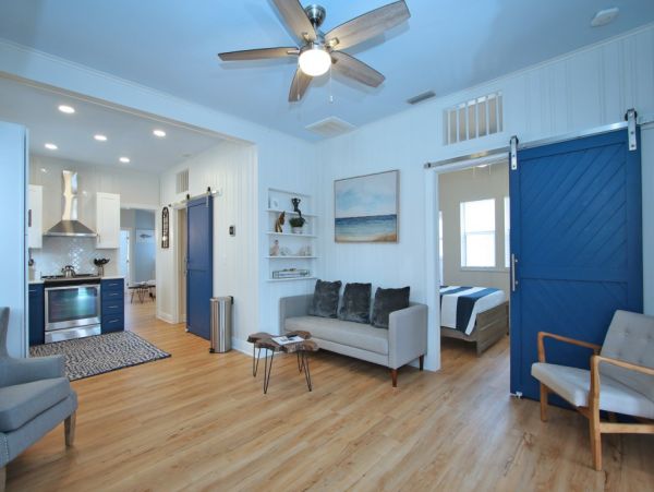 Three Bedroom Plus Den Clearwater Rental with Private Pool