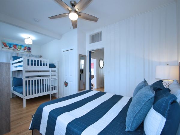 Three Bedroom Plus Den Clearwater Rental with Private Pool