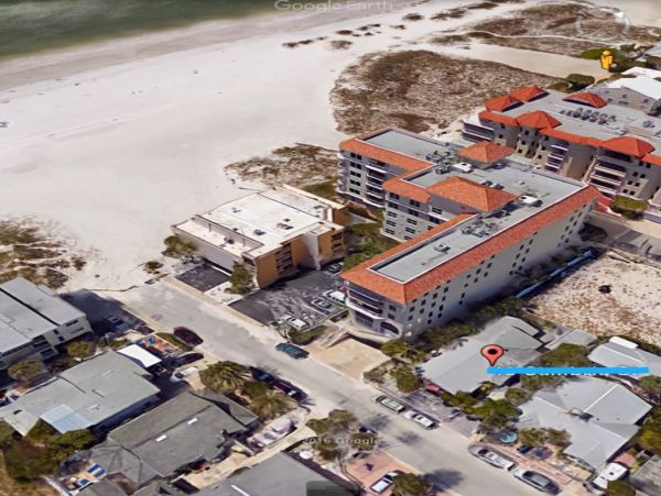 Three Bedroom Plus Den Clearwater Rental with Private Pool